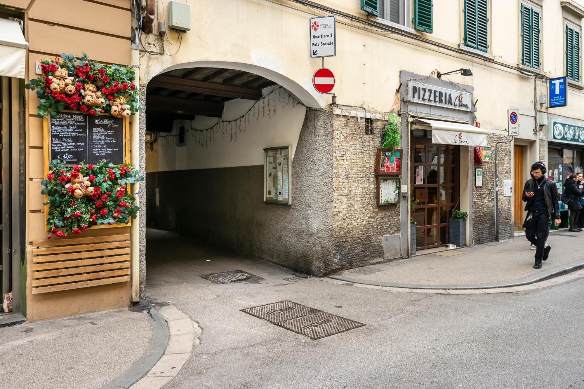 Flat Moon Over Florence Terrace And Free Parking Bagian luar foto