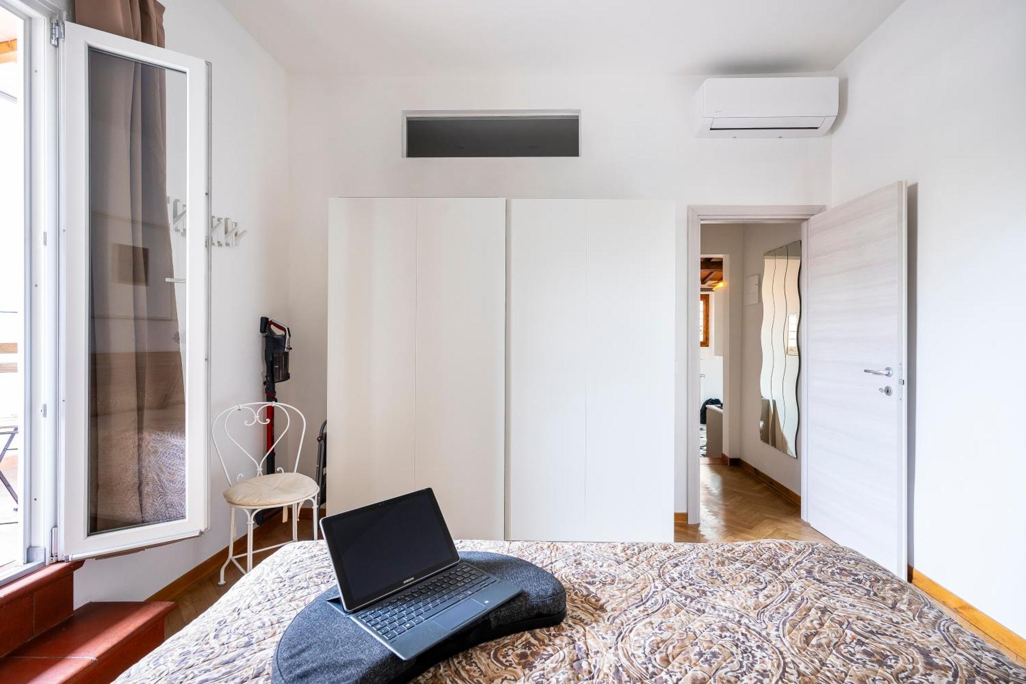 Flat Moon Over Florence Terrace And Free Parking Bagian luar foto