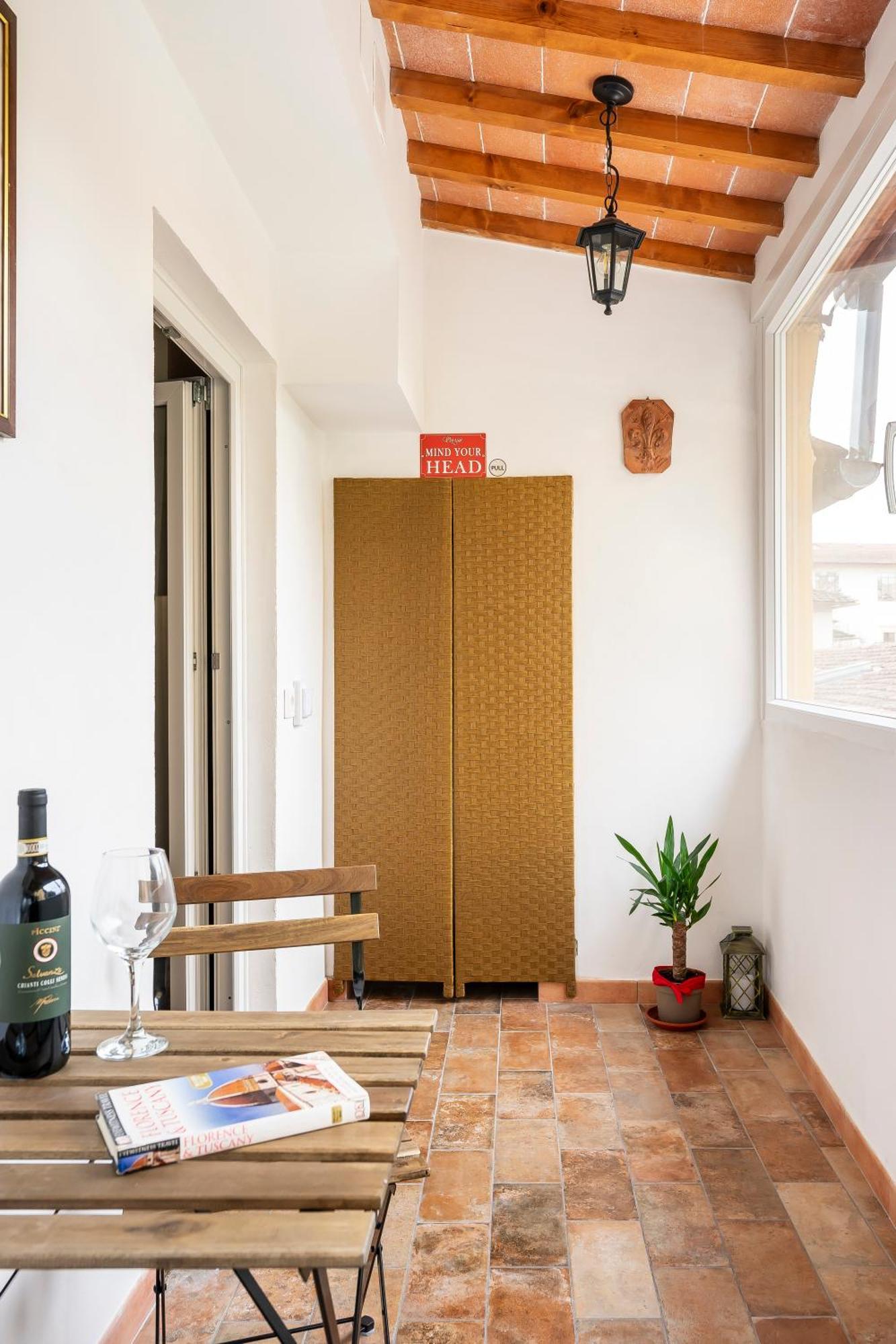 Flat Moon Over Florence Terrace And Free Parking Bagian luar foto
